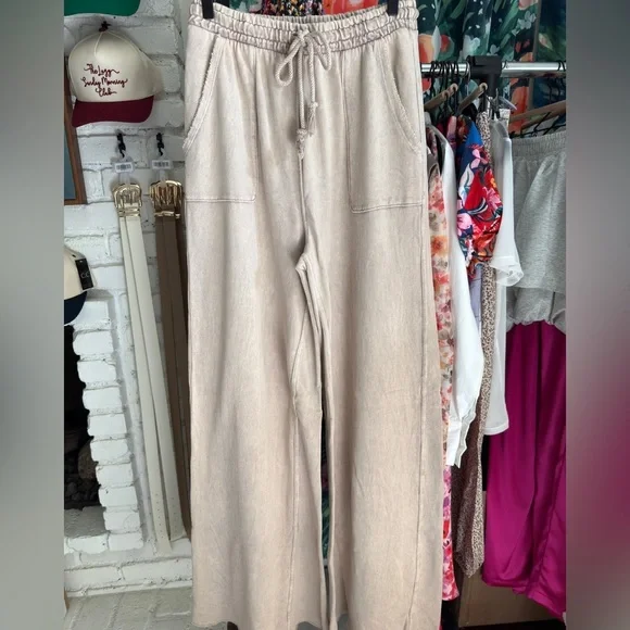 130 - Relaxing Robin Wide-Leg Pants Beige Womens